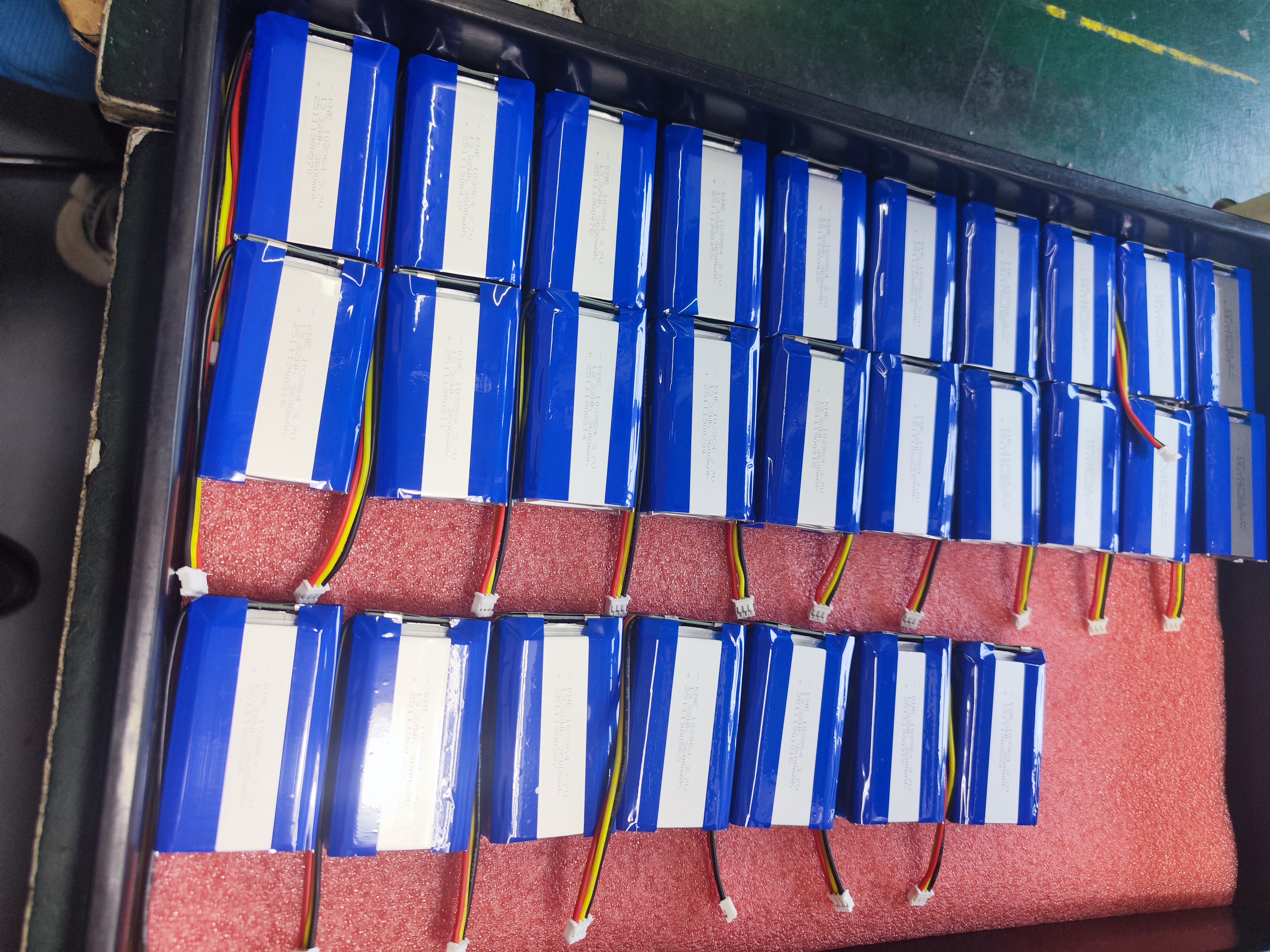 JX-3.7V7200mAh Lithium Battery